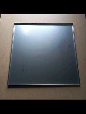 Лоток з нержавіючої сталі